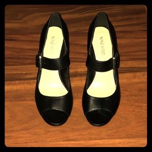 Black Nine West Pumps size 6M